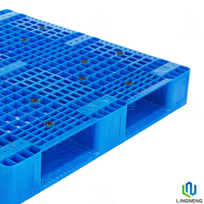 Stackable Nestable Plastic Pallets 1200X1200X160mm 3 Runners  Heavy Duty