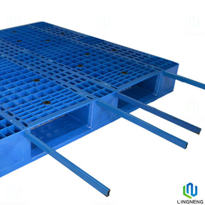 3 Runners Heavy Duty Plastic Storage Pallets 1200*1200*160mm With Steel Tubes
