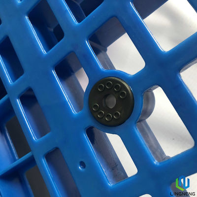 3 Runners Heavy Duty Plastic Storage Pallets 1200*1200*160mm With Steel Tubes