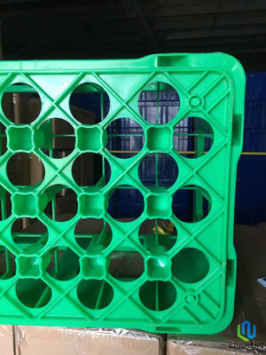 Customized Stackable Plastic Beer Bottle Crates 24 Holes For Beverage Industry